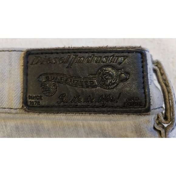 DIESEL D.N.A. Belthy 0676M Stretch Women Jeans W25/L30 Slim Straight Low Waist - Picture 11 of 15